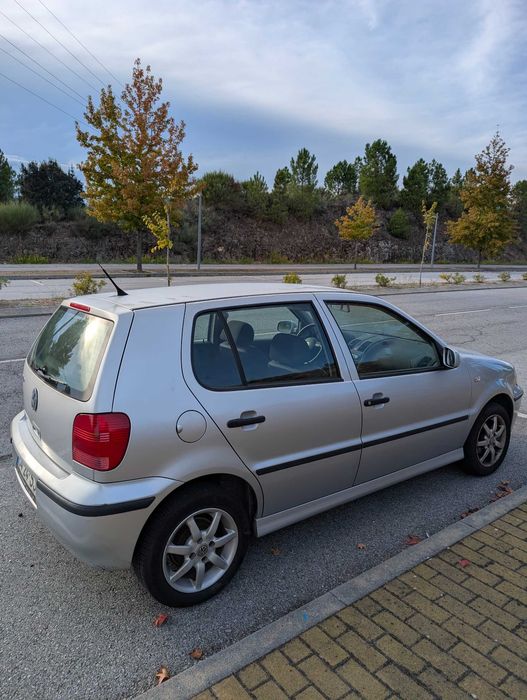 Volkswagen Polo 1.0 — photo 5