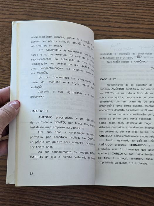 Livros jurídicos / Direito / 1 = 5€ / 10 = 40€