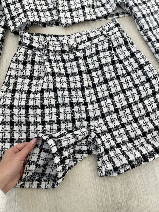 Стильний твідовий костюм шорти і піджак, розмір S, стан ідеальний