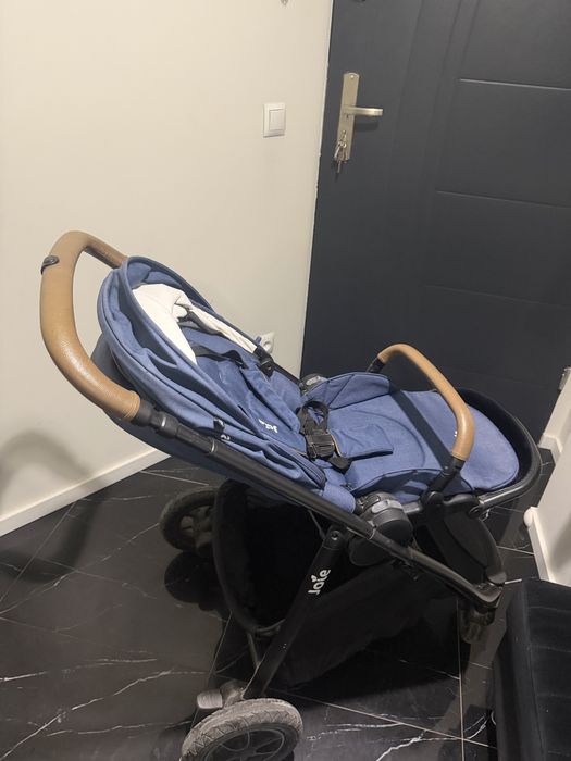Wózek spacerowy Joie Versatrax dwustronny
