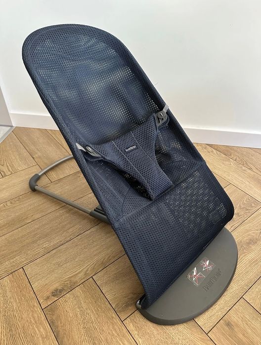 Babybjorn bujaczek leżaczek antracyt mesh