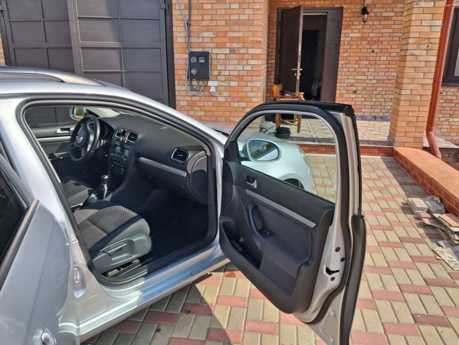 Продам Volkswagen Golf 2013 рік