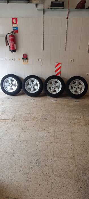 Jantes Mercedes Melber R15 5x112 impecáveis