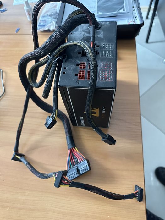 Блок питания Chieftec APS-850CB 850W: 1 200 грн. - Комплектуючі та ...