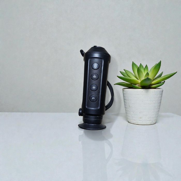 Тепловізійний монокуляр - HikMicro LYNX Pro LH10