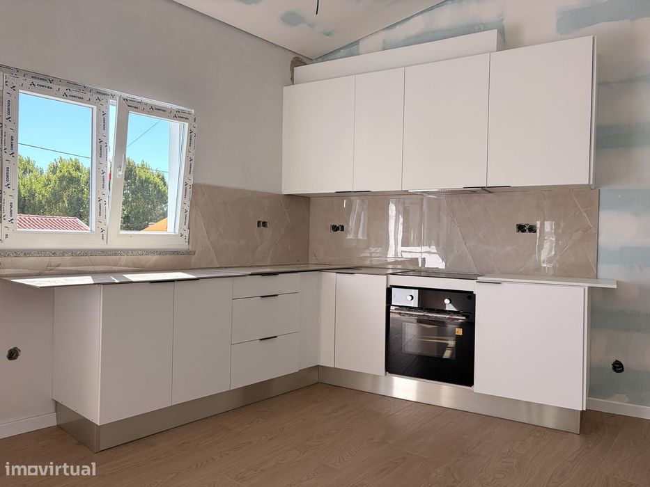 Moradia térrea T3 - 85 m² - Carreiras, Carvoeira, Torres Vedras