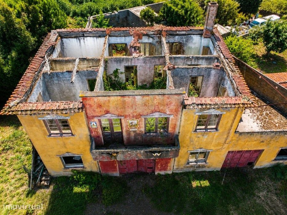 Moradia para reconstrução em Espinho