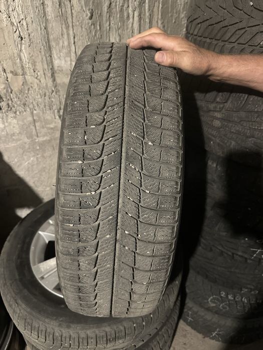 Michelin X ice 225/60/17