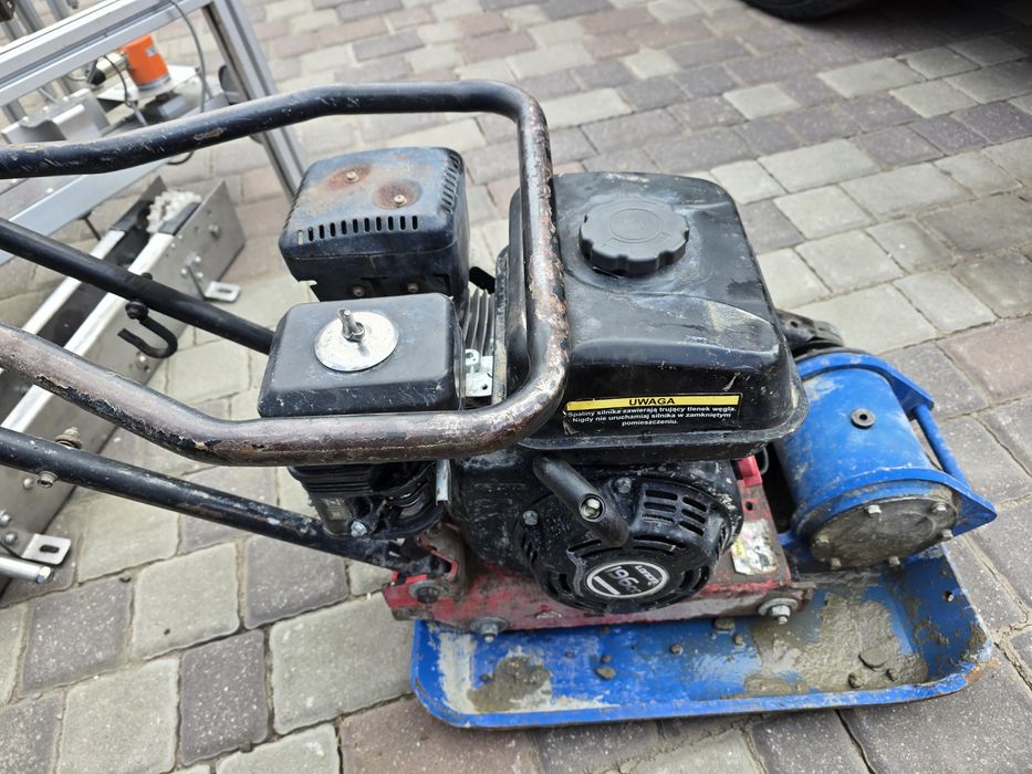 Zagęszczarka spalinowa .