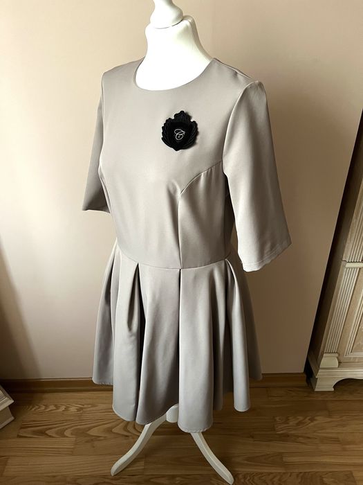 Sukienka Cocomore elegancka biurowa do pracy na co dzień