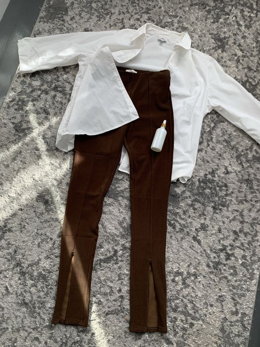 Трендові шоколадні лосини з розрізами