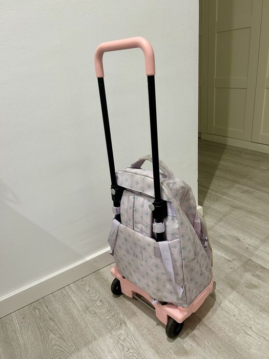 Mochila da Wish Disney com rodinhas