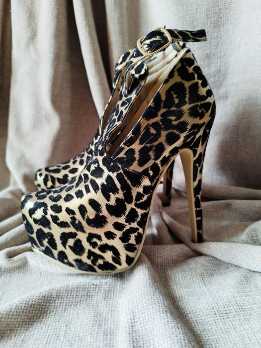 Sapatos de plataforma