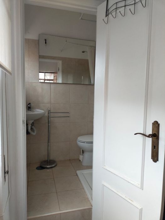 Quarto c WC privativo ideal p estudantes da FEUC ISMT, polo 1 ,esenfc