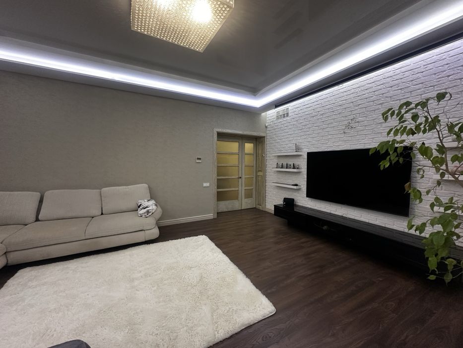 Хозяйский, добротный дом. Газофицирован