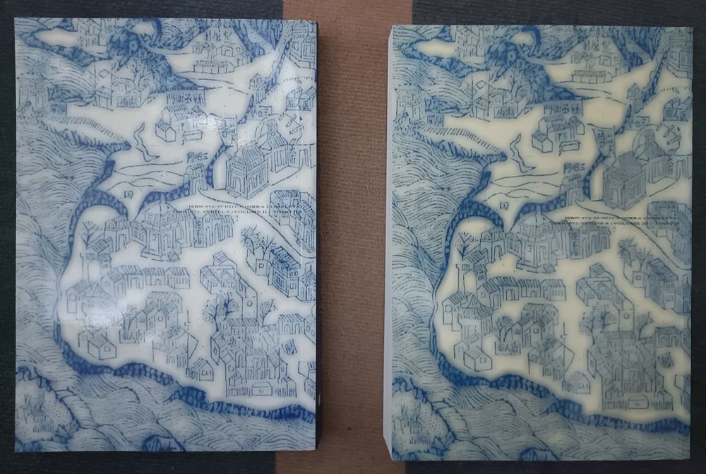 Livros: "História de Macau" de Gonçalo Mesquitela, 2 volumes