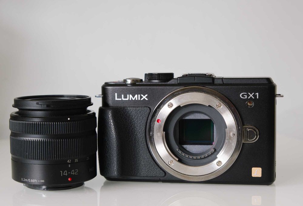 Panasonic Lumix GX1 + Obj Lumix 14-42mm
