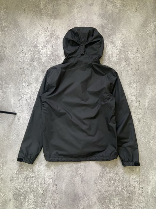 Вітровка Helly Hansen на технології Helly Tech Protection