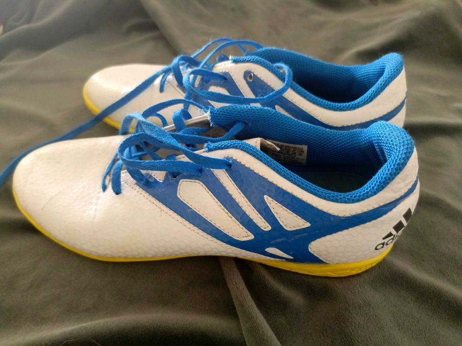 Buty halowe sportowe Adidas halówki