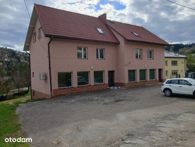 Wyjątkowa Nieruchomość Mieszkalno–Usługowa W Bieszczadach