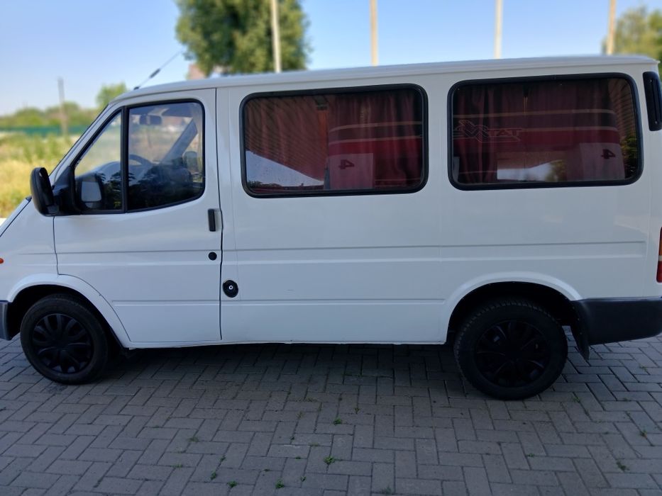 Форд транзит 2.5 Турбодизель.  2000року