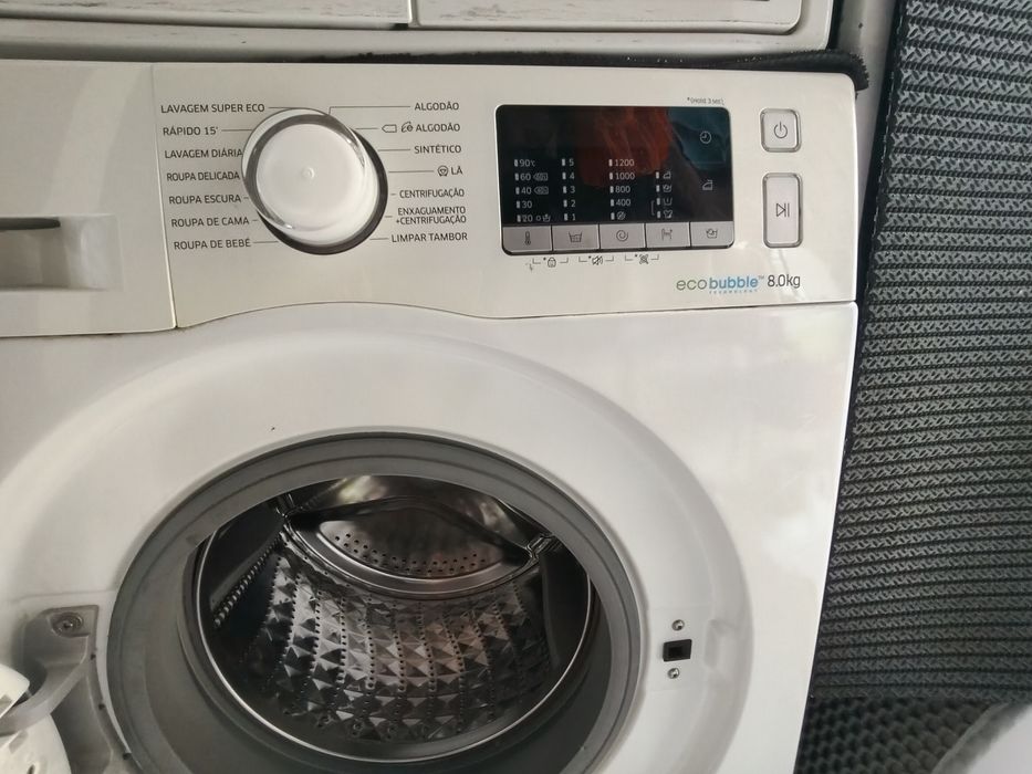 Máquina de lavar roupa Samsung