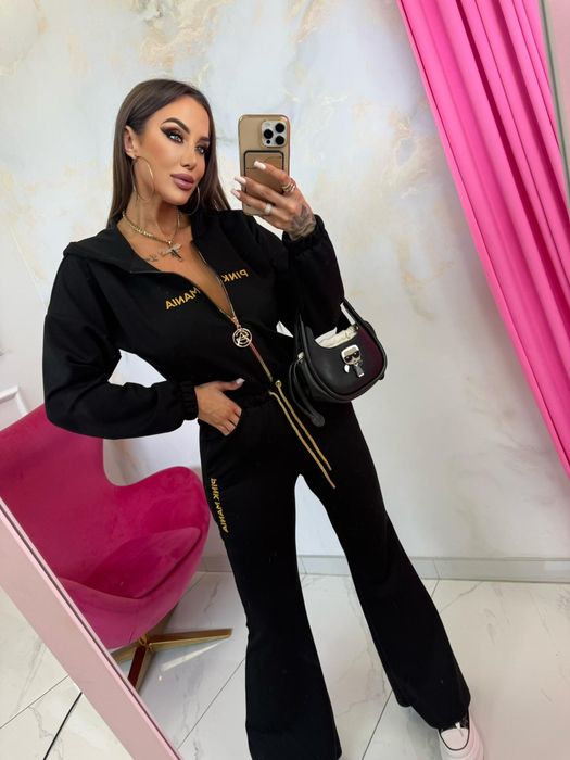 Piękny kombinezon pink mania kolory