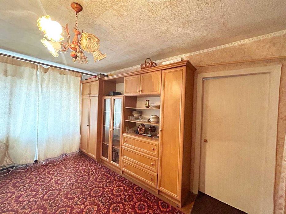 Продам 2 комн. квартиру район Рабочей.