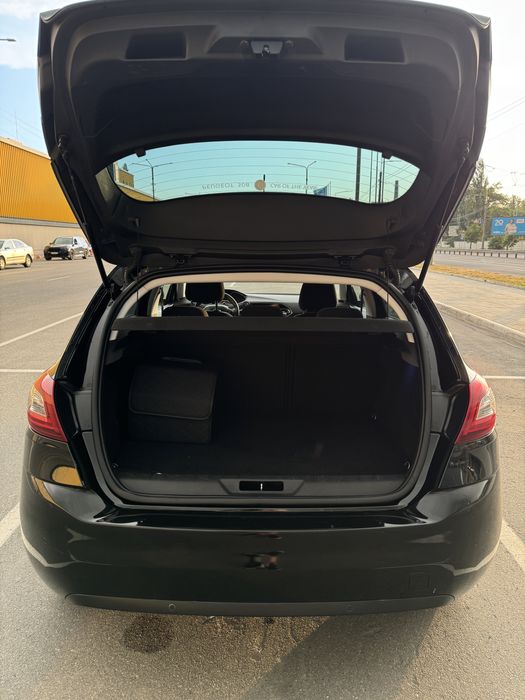 Peugeot 308 2015