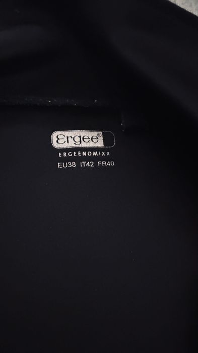 кофта спортивна весняна