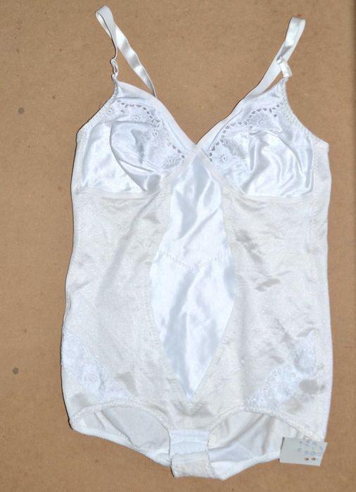 11^ m&s vintage wyszczuplające body 42/46_90B