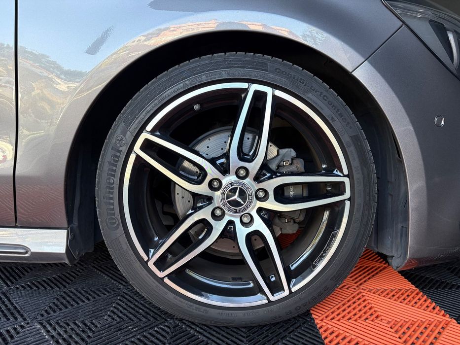 Mercedes-Benz CLA 200 d 7G-DCT AMG Line foto 4