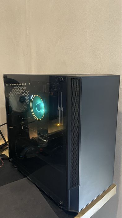 PC Gamming Torre446077391865139201