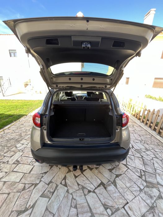 Renault Captur — Único Dono | Histórico Completo | Embraiagem Nova