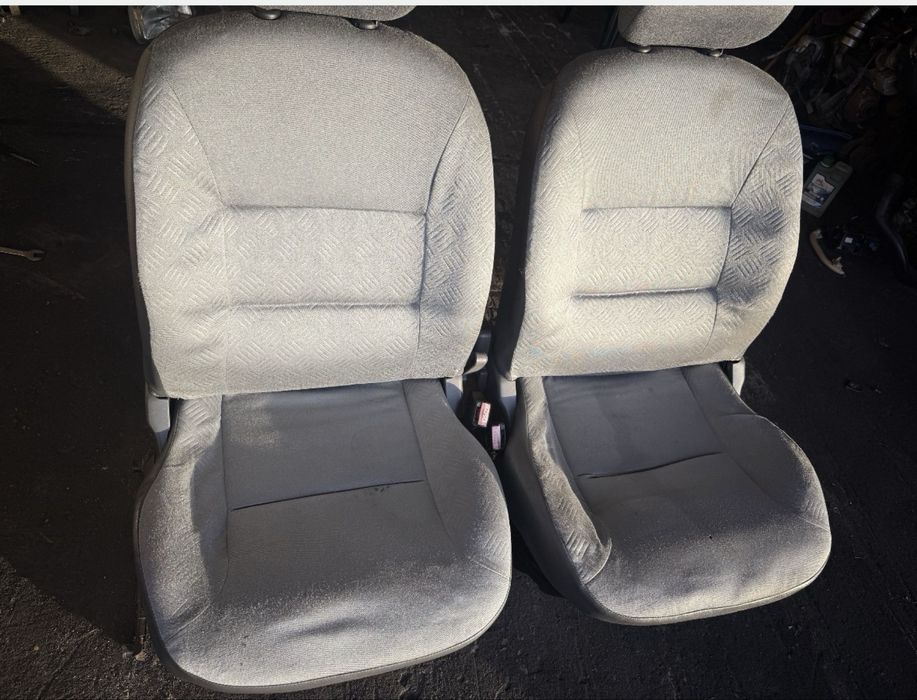 Peugeot Partner 1 Fotele Citroen Berlingo 1, bardzo ładne!