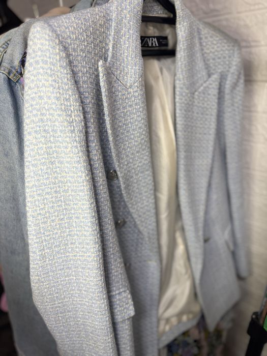 Стильний піджак ZARA, розмір L, блакитний