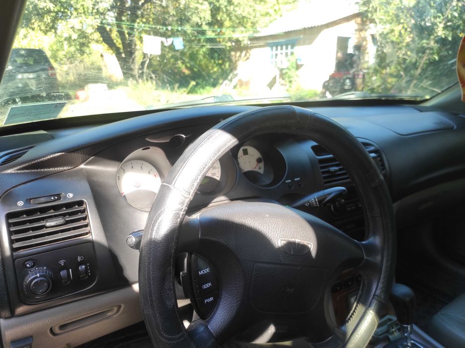 Авто Шевроле єванда 2.5л автомат коробка