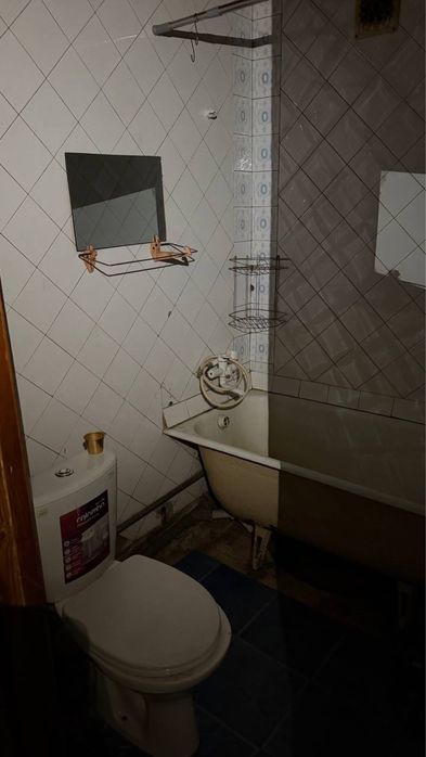 Продаж 3к квартири під ремонт,Косіора, лівий берег,середній повер