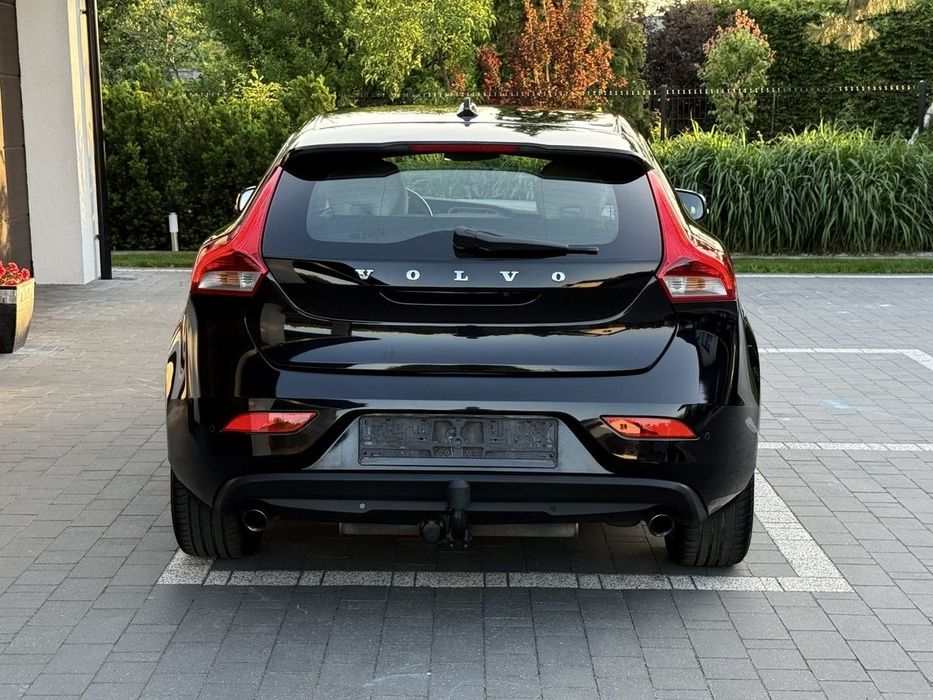 Volvo V40 Piękne Zadbane Auto Skóra Xenon Navi Kamera Cof.