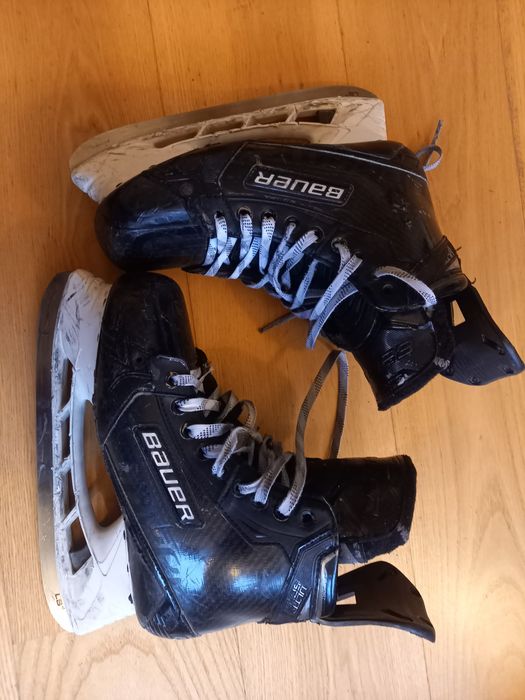 Bauer Ultrasonic 8 fit 3 lyzwy 43 hokejowe 268mm Supreme