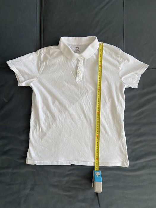 Biały t-shirt z kołnierzykiem 158 dla chłopca