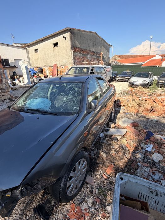 Nissan almera 1.5 dci 2003 — photo 3