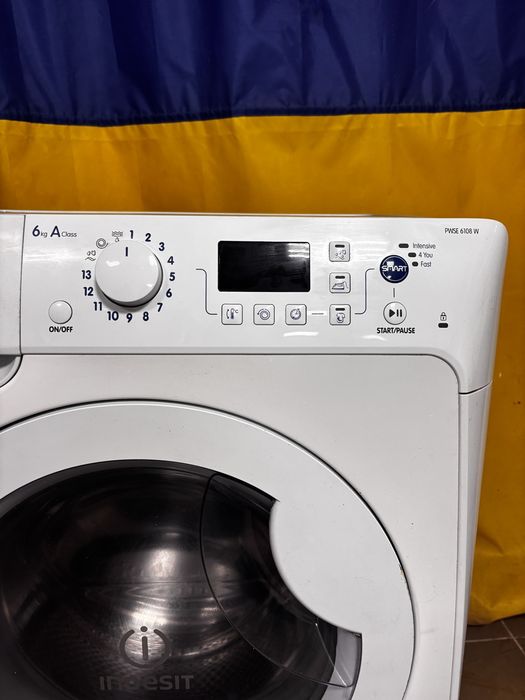 Стиральная машина Индезит на 6 кг PWSE6108W