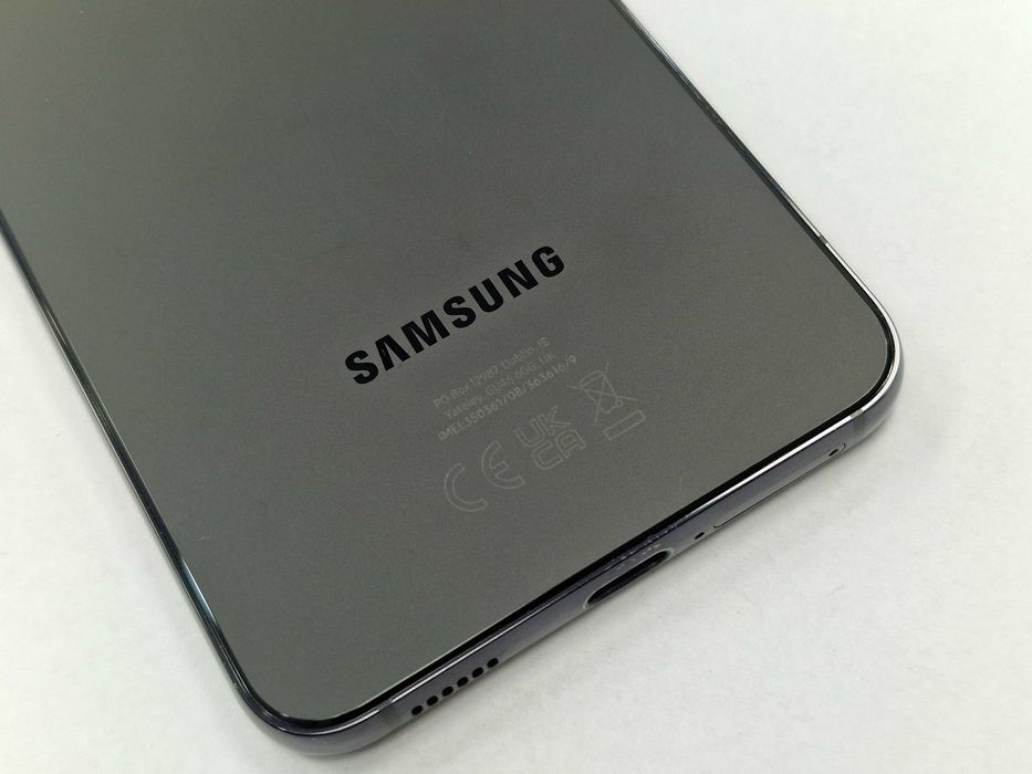 Samsung Galaxy S22 Dual SIM/ 8GB/ 128GB/ Grade A-/ bateria obniżona