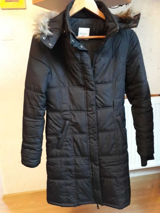 Ciepła kurtka Orsay, odpinany kaptur