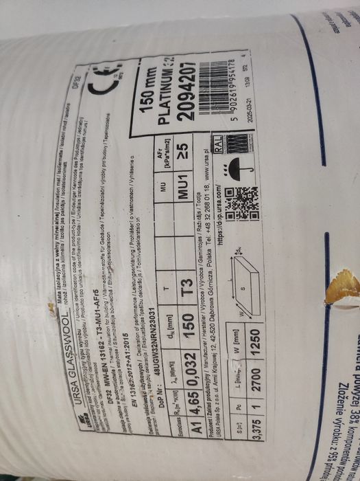 Wełna mineralna szklana Ursa PLATINUM 32 gr. 15cm 2 szt plus kawalki