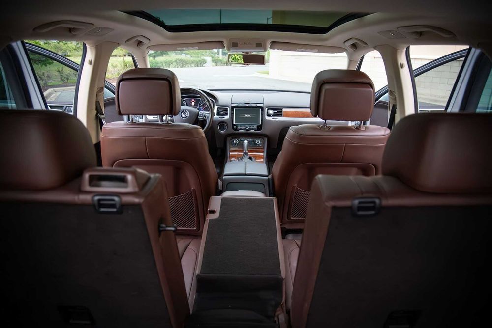 Volkswagen Touareg Executive      2013