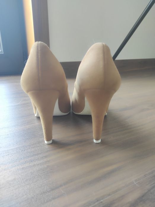 Sapatos de senhora - fabricados em Portugal