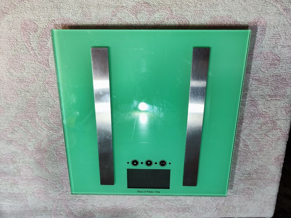 Веса напольные Delfa .