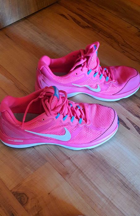 Buty damskie Nike 39